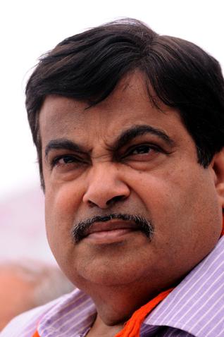 NITIN GADKARI