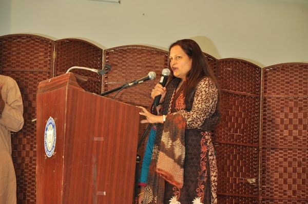 GSB UAE TALENT DAY 2013 011