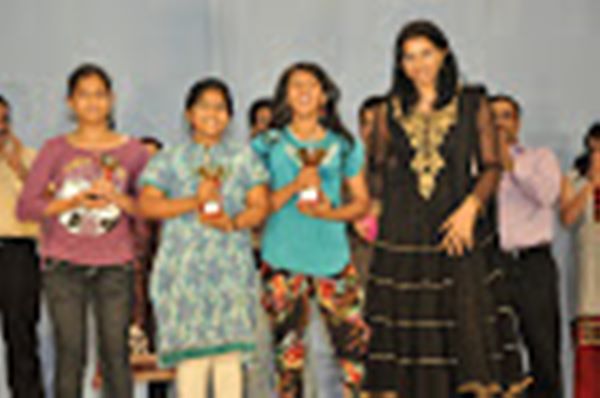 GSB UAE TALENT DAY 2013 021