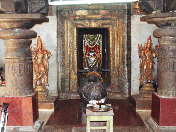 Yoga_Nandeeshwara_Temple