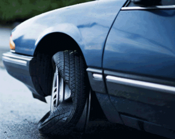 Gulf - car tyre burst 1