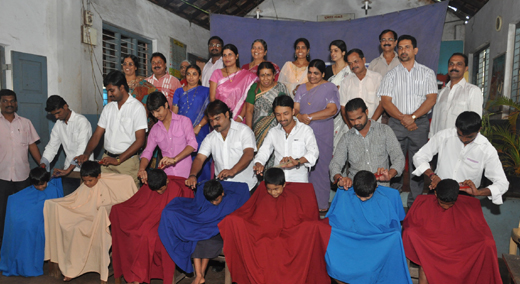 free_haircut_independence day