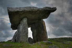megalithic_dolmen_karkala