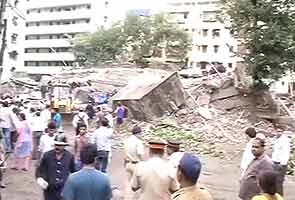 Mumbai-building-collapse-295