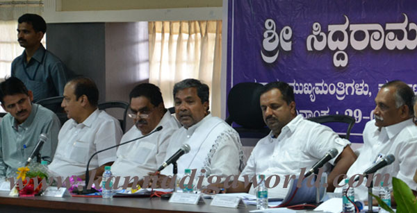 CM Siddaramaiah Reviews The developmental works of Dakshina Kannada