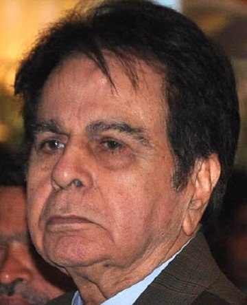 Bollywood actor Dilip Kumar with wife Saira Banu at film Talaash Premiere, PVR Cinemas in Phoenix Market City Mall in Kurla, Mumbai. (Photo: IANS)