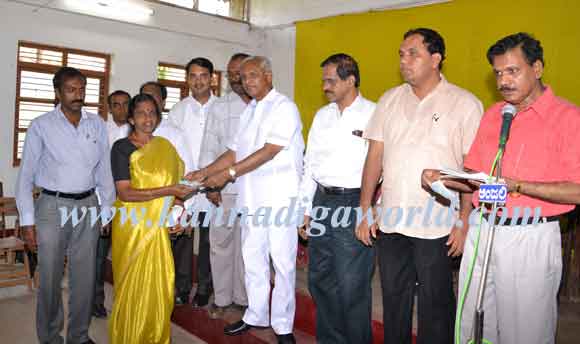 lobo_revenue_compense