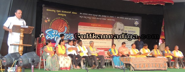 Dr.-karantha-award-2013.-52