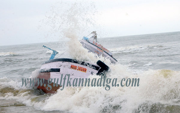 Fishing_boat_coleps_1