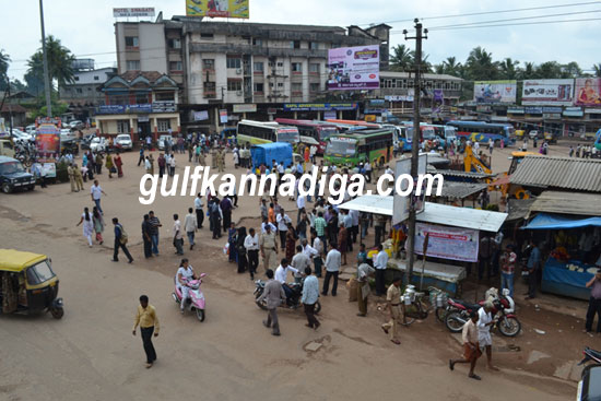 Karkala-bus-stand-1