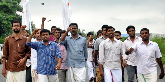 kasaragod_dyfi_protest