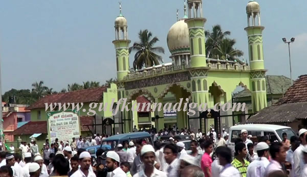 ullala_group_fight_1