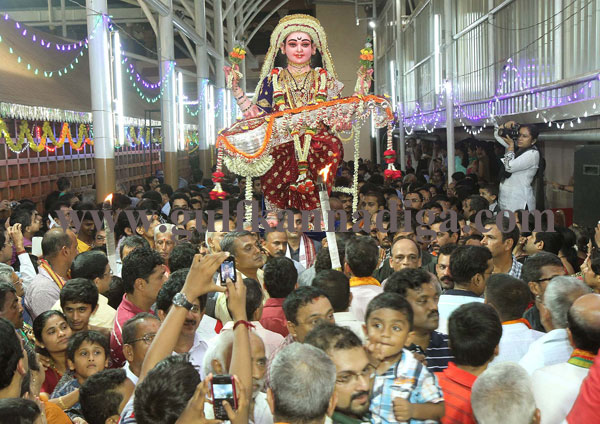 venkatramna_idol_procesn1