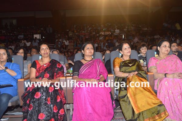 Bale telipale dubai-Nov 8-2013-053