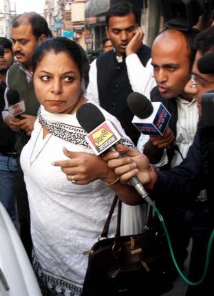 Tehelka_employees1_1663282g