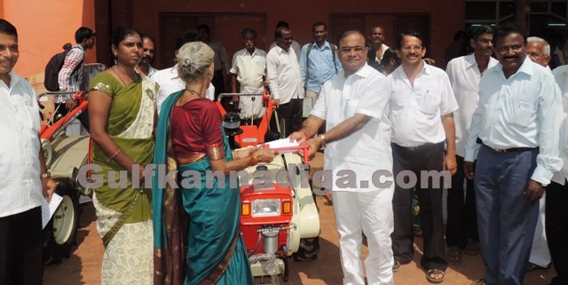 savalattu-vitarane-byndoor-15