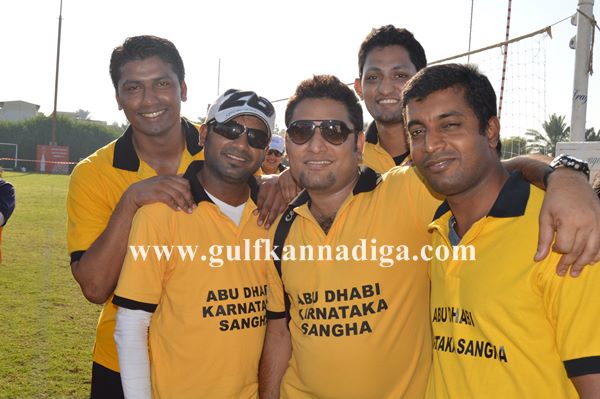 Bunts dubai throwball-Dec 7-2013-022
