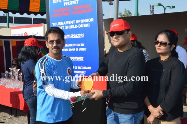 Bunts dubai throwball-Dec 7-2013-038