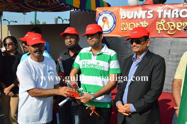 Bunts dubai throwball-Dec 7-2013-041