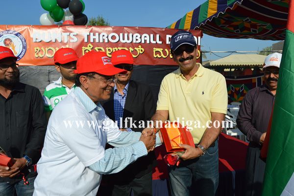 Bunts dubai throwball-Dec 7-2013-043