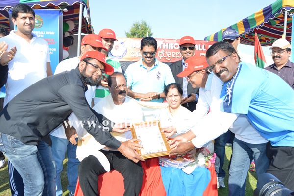 Bunts dubai throwball-Dec 7-2013-058