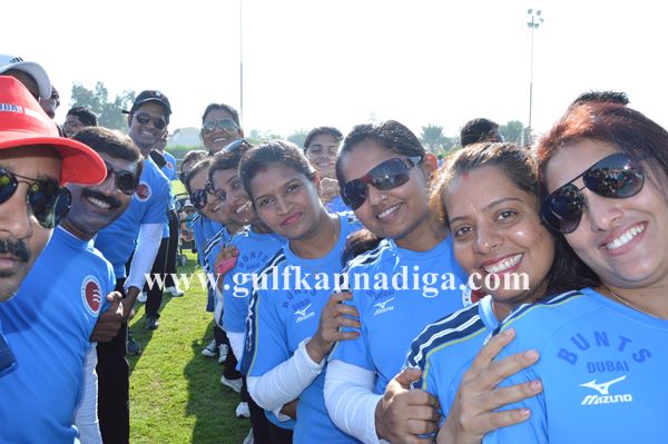 Bunts dubai throwball-Dec 7-2013-063