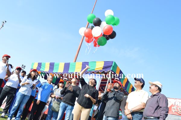 Bunts dubai throwball-Dec 7-2013-067