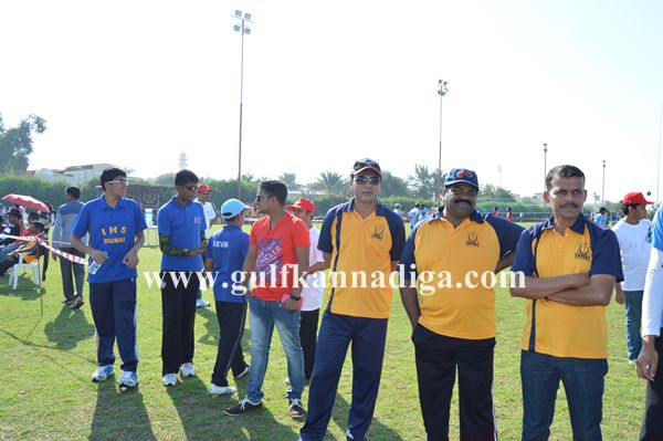 Bunts dubai throwball-Dec 7-2013-096