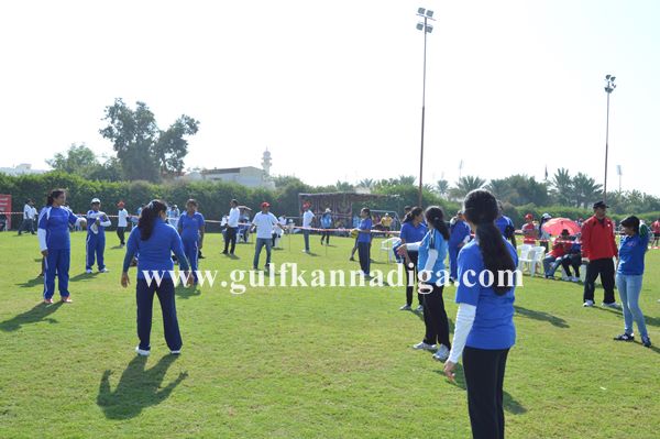 Bunts dubai throwball-Dec 7-2013-107