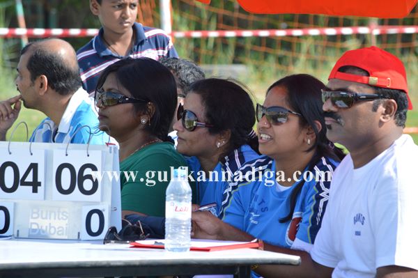 Bunts dubai throwball-Dec 7-2013-120
