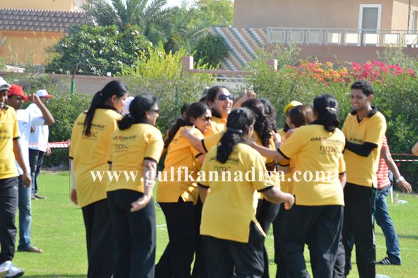 Bunts dubai throwball-Dec 7-2013-127