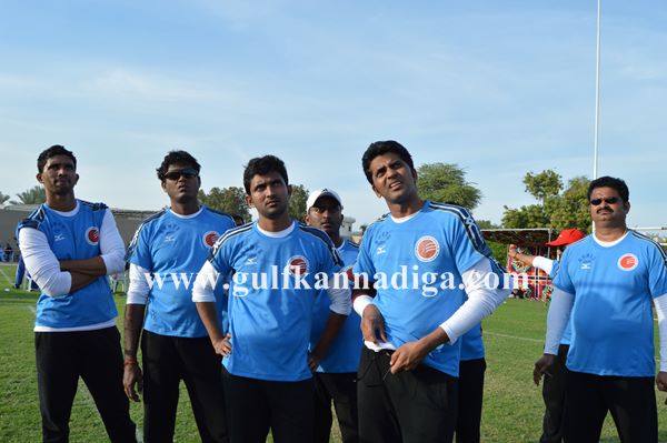 Bunts dubai throwball-Dec 7-2013-200