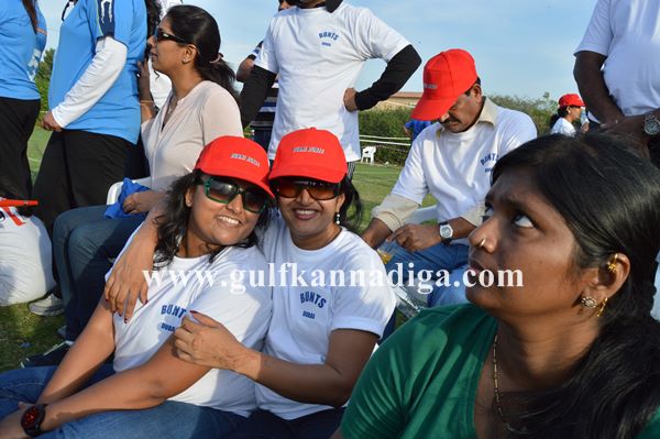 Bunts dubai throwball-Dec 7-2013-248