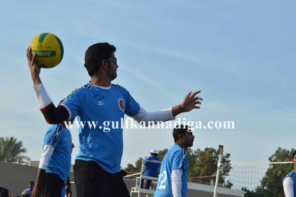 Bunts dubai throwball-Dec 7-2013-267
