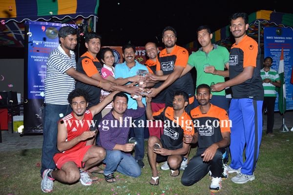 Bunts dubai throwball-Dec 7-2013-461
