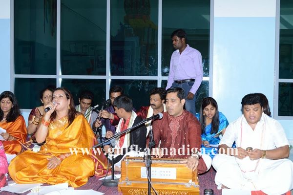 Dubai satyanarayana pooje -Dec 13-2013-008