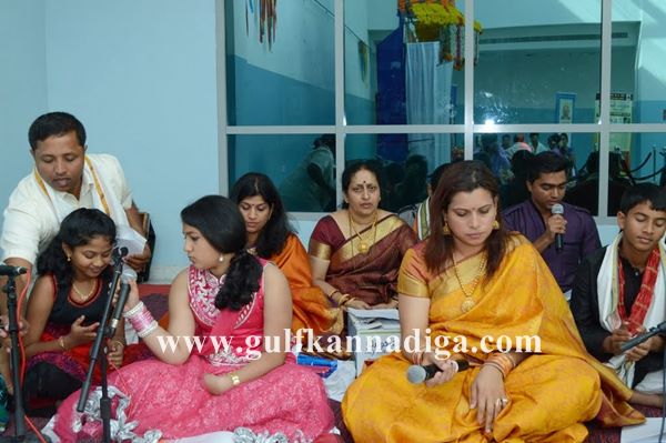 Dubai satyanarayana pooje -Dec 13-2013-009