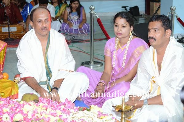 Dubai satyanarayana pooje -Dec 13-2013-021