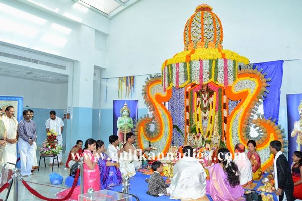 Dubai satyanarayana pooje -Dec 13-2013-089