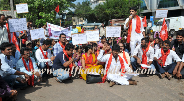 bhavani_murder_protest_4