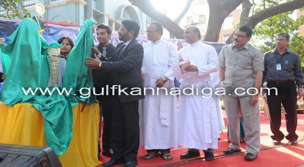 Aloysius_college_pic_1