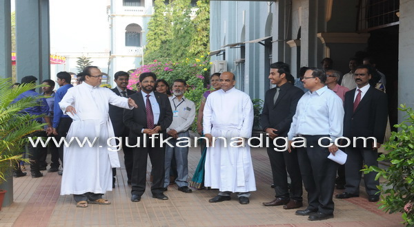 Aloysius_college_pic_11