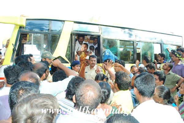 Kirimanjeshwara-gramapanchayath-pro-Jan-29-2014-002