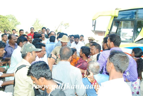 Kirimanjeshwara-gramapanchayath-pro-Jan-29-2014-005