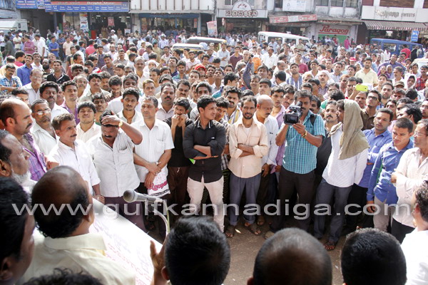 Market_Police_arest_4