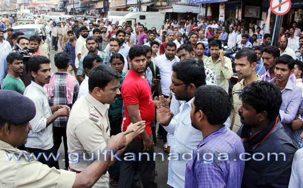 Market_Police_arest_9