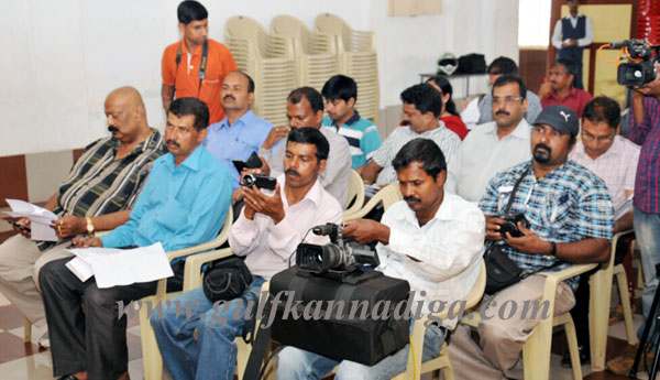 Narayana_guru_press_4