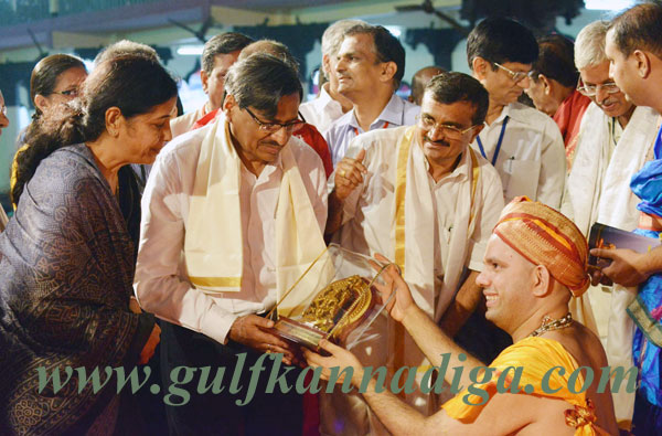 Udupi_Paryaya_Horekanike