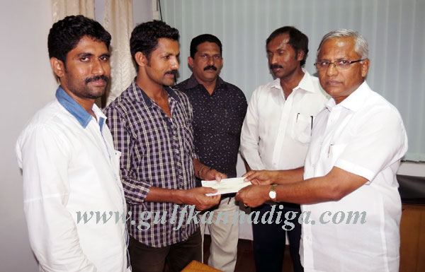 Lobo_cheque_distrubut