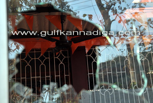 Ullala_Curfew_clamped_14